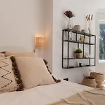 Βίλα New Beachside With Private Pool