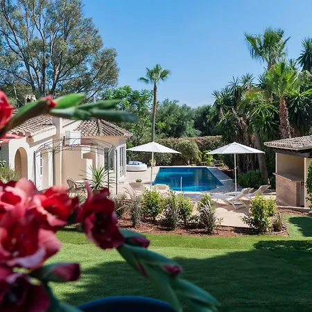 New Beachside With Private Pool *