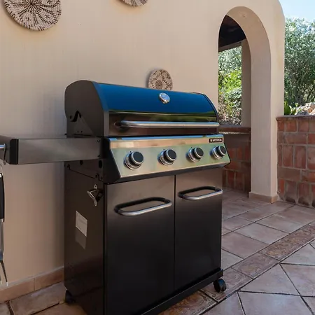 New Beachside With Private Pool Marbella