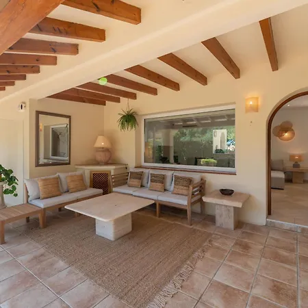 New Beachside With Private Pool Villa Marbella