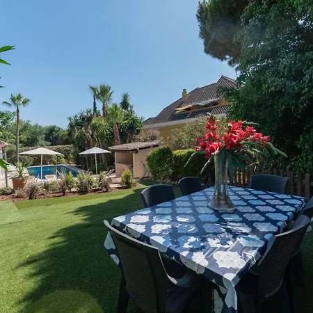 New Beachside With Private Pool * Marbella