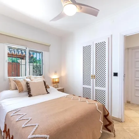 Villa New Beachside With Private Pool Marbella