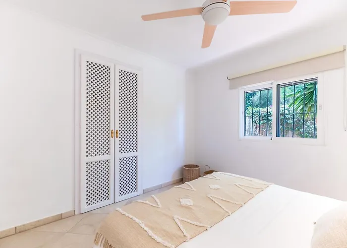 ヴィラ New Beachside With Private Pool *