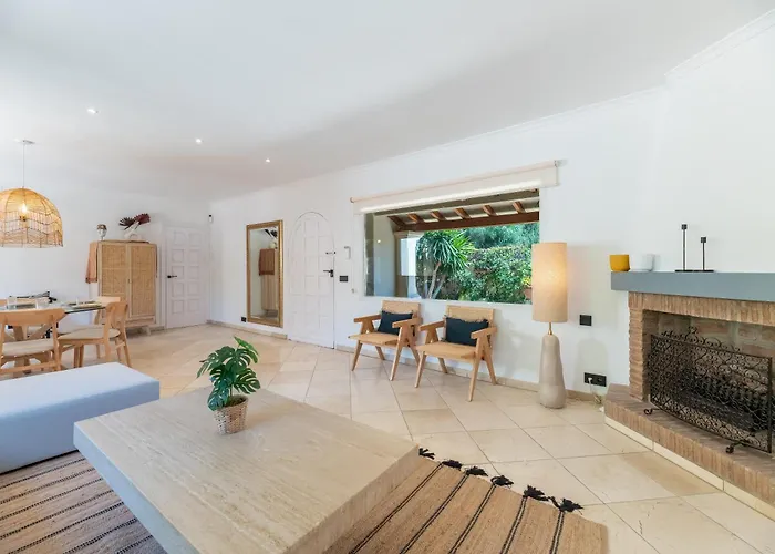 ヴィラ New Beachside With Private Pool *