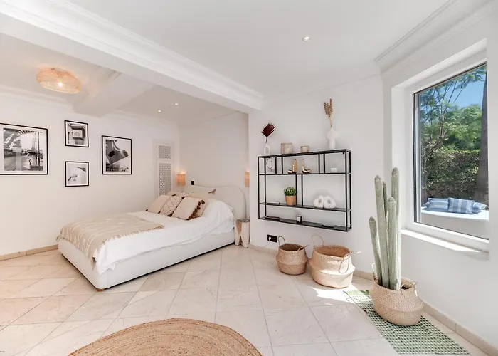 ヴィラ New Beachside With Private Pool *