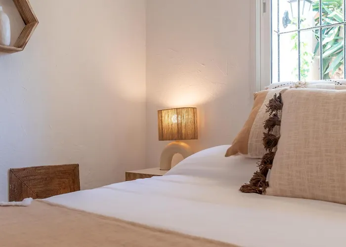 New Beachside With Private Pool ヴィラ マルベーリャ