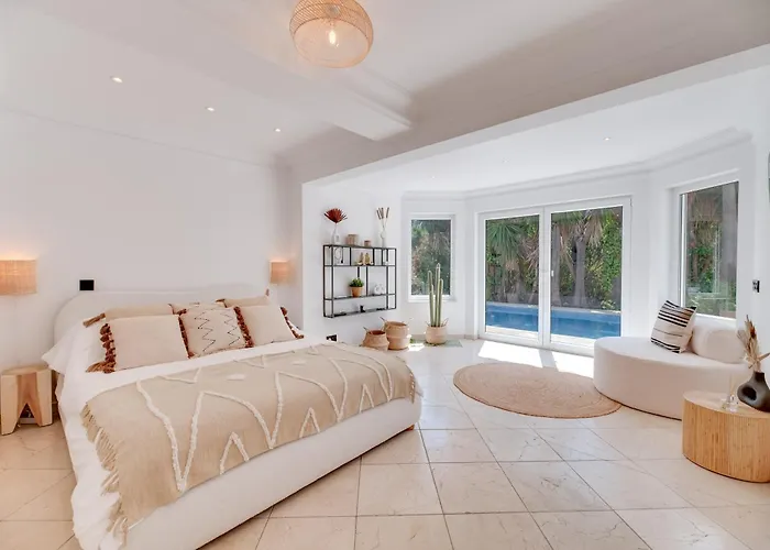 ヴィラ New Beachside With Private Pool *