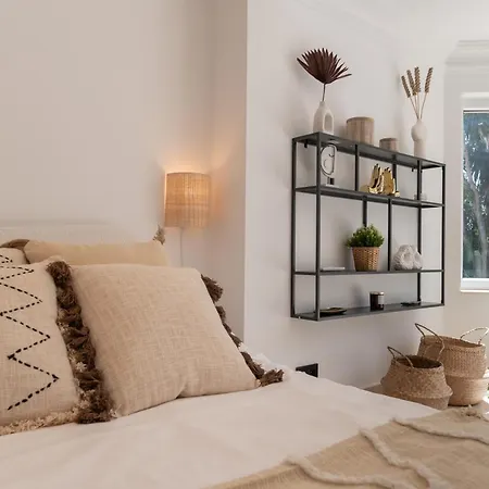 Βίλα New Beachside With Private Pool