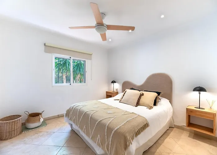 New Beachside With Private Pool Villa