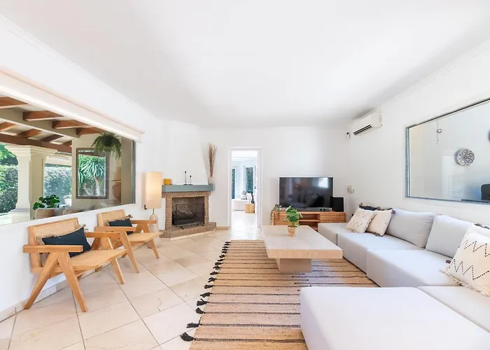 New Beachside With Private Pool Villa
