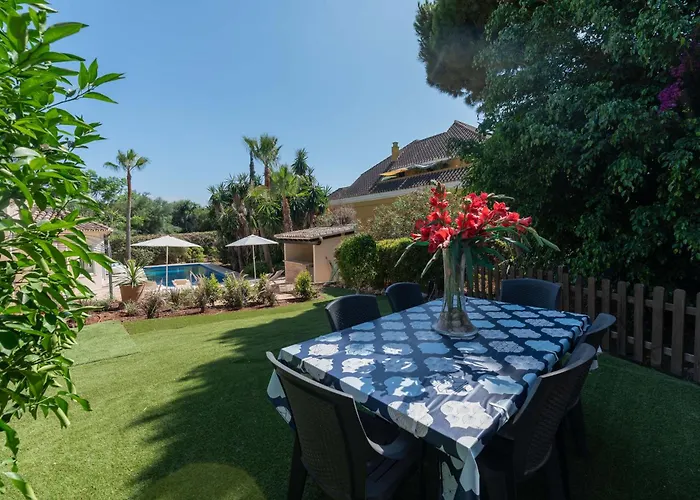 New Beachside With Private Pool * Marbella