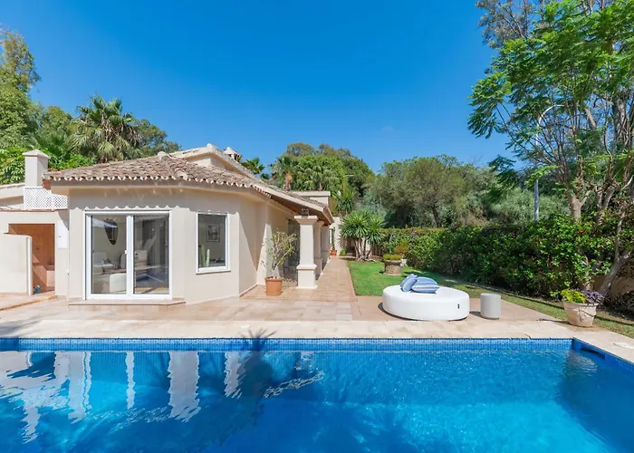 New Beachside With Private Pool *