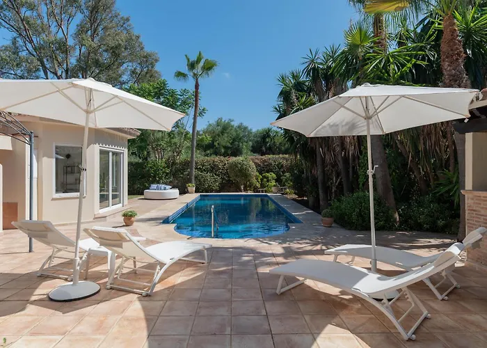New Beachside With Private Pool Marbella