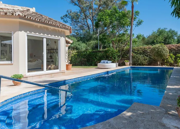 New Beachside With Private Pool Marbella