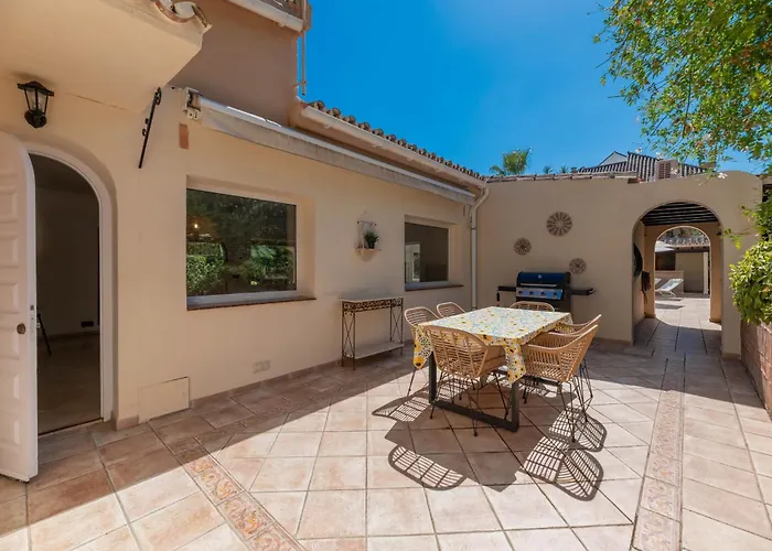 New Beachside With Private Pool * Marbella
