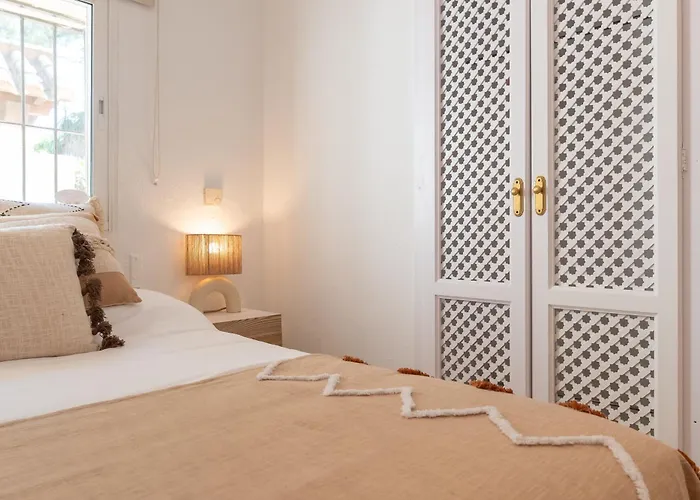 New Beachside With Private Pool Villa *